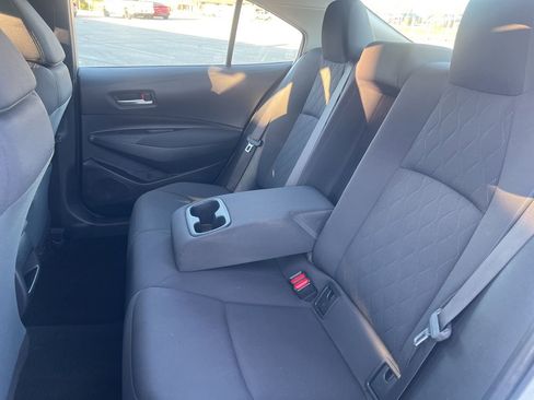 Used 2020 Toyota Corolla LE image 18