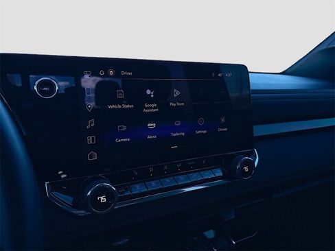 Used 2024 Chevrolet Colorado Z71 w/ Z71 Convenience Package 2 image 15