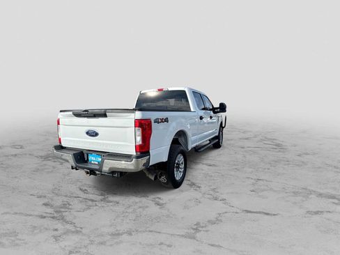 Used 2018 Ford F250 XLT image 8