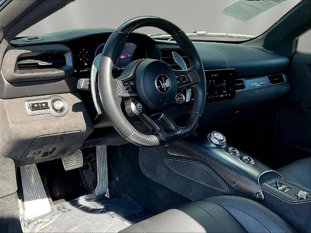 Used 2022 Maserati MC20 Coupe RWD image 15