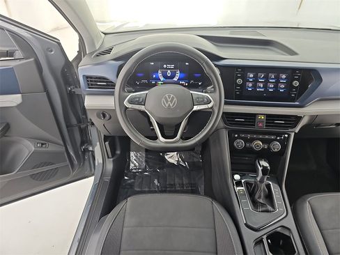 Used 2024 Volkswagen Taos SE image 24
