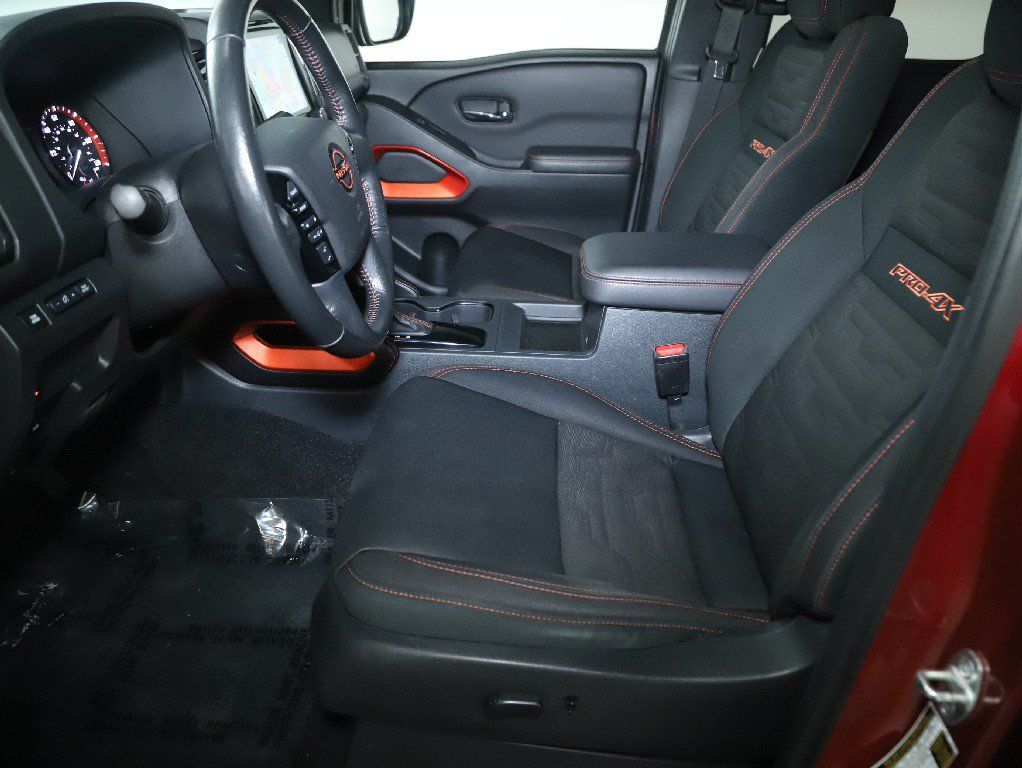 Used 2022 Nissan Frontier PRO-4X w/ Technology Package AWD/4WD image 19