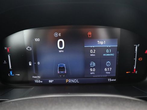 New 2025 Ford Maverick XLT w/ XLT Luxury Package image 4