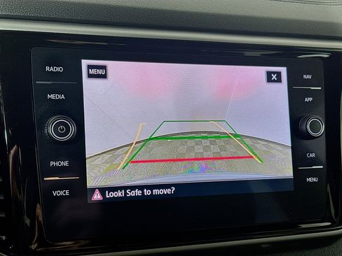 Used 2020 Volkswagen Atlas Cross Sport SEL Premium image 14