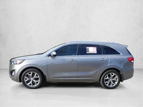Used 2017 Kia Sorento SX AWD/4WD image 2