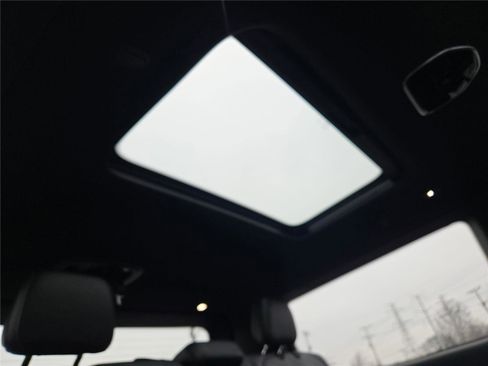 New 2026 Jeep Grand Wagoneer Limited image 15