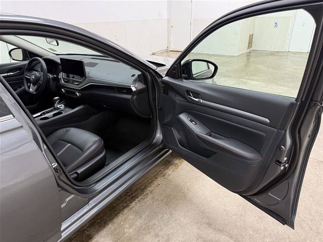 Used 2026 Nissan Altima 2.5 SR FWD image 30