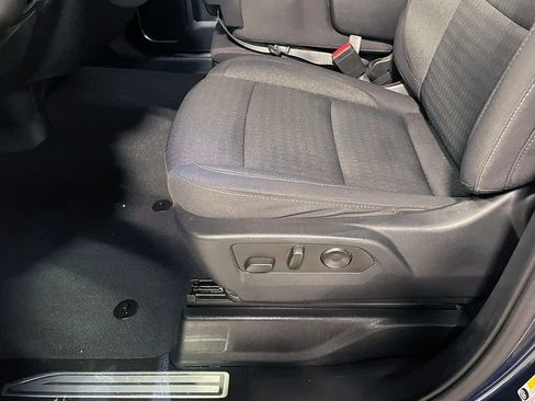 Used 2023 Chevrolet Silverado 1500 LT image 22