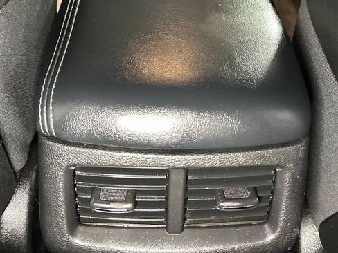 Used 2021 Dodge Challenger R/T w/ Plus Package image 33