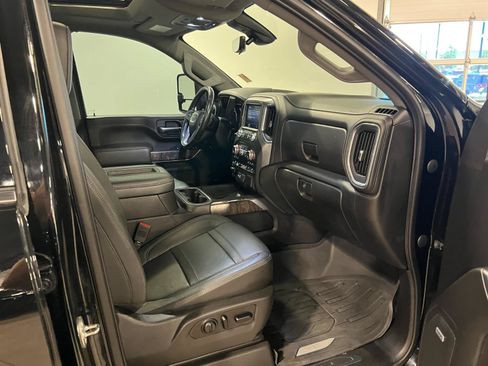 Used 2020 GMC Sierra 2500 Denali w/ Denali Ultimate Package AWD/4WD image 39