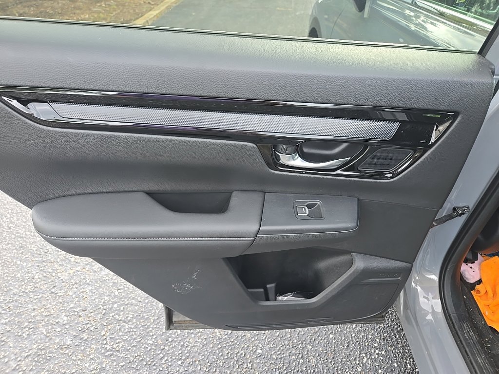 Used 2025 Honda CR-V EX-L image 10