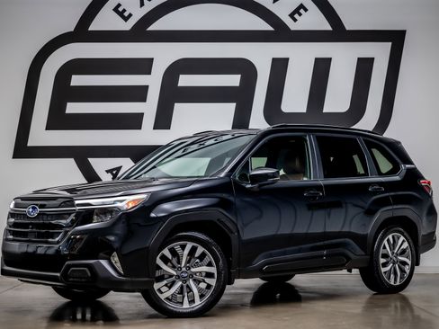 Used 2025 Subaru Forester Touring w/ Popular Package - Touring image 1