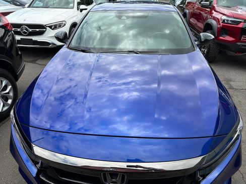 Used 2021 Honda Accord Sport image 2