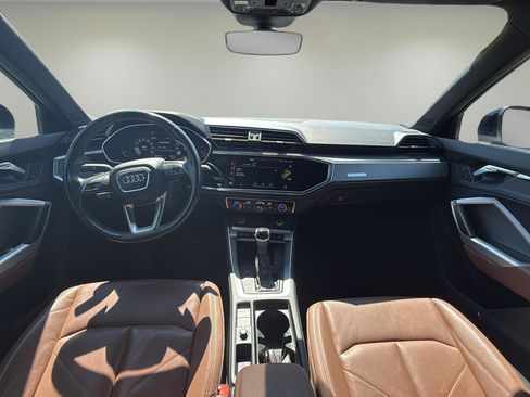 Used 2023 Audi Q3 2.0T Premium image 9