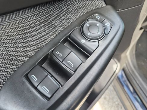 Used 2021 Chevrolet TrailBlazer LS FWD image 15