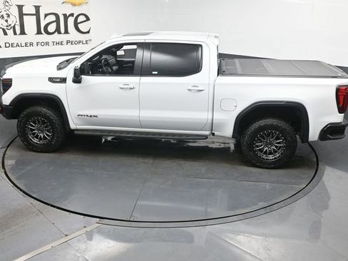 Used 2024 GMC Sierra 1500 AT4X image 42