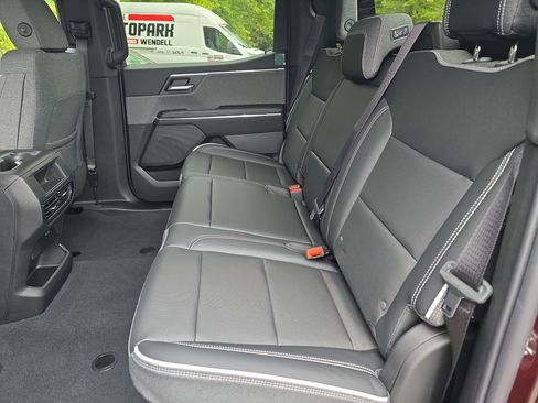 New 2026 GMC Sierra EV Elevation image 14