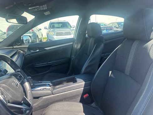Used 2019 Honda Civic Sport image 22