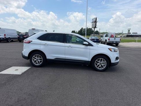 Certified 2024 Ford Edge SEL AWD/4WD image 4