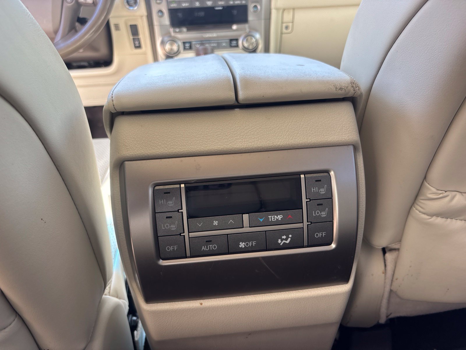 Used 2019 Lexus GX 460 Luxury AWD/4WD image 7