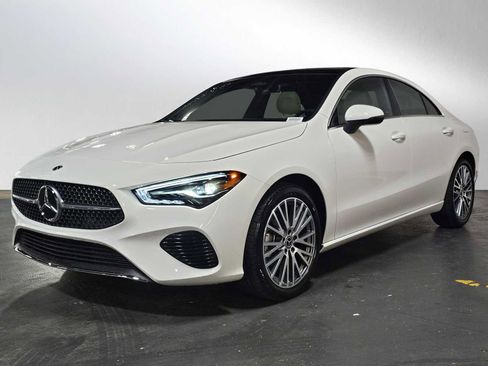 Certified 2026 Mercedes-Benz CLA 250 4MATIC image 7