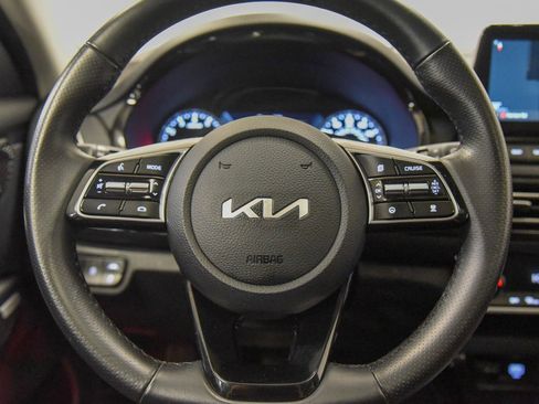 Used 2022 Kia Seltos SX w/ Sunroof Package image 26