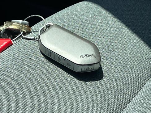 Used 2025 Kia K4 FWD image 17