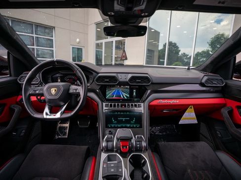 Used 2023 Lamborghini Urus S AWD/4WD image 52