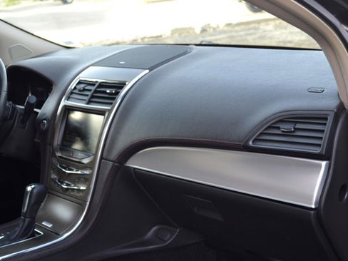 Used 2015 Lincoln MKX AWD w/ Equipment Group 102A image 31