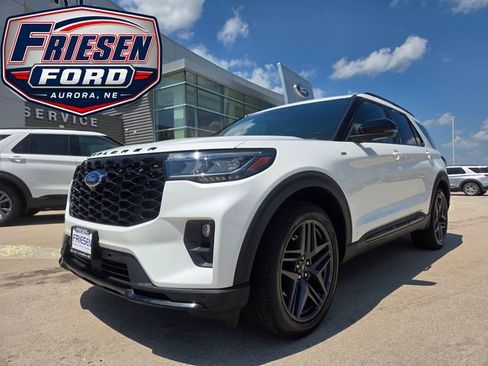 Used 2025 Ford Explorer ST-Line w/ Premium Package AWD/4WD image 1