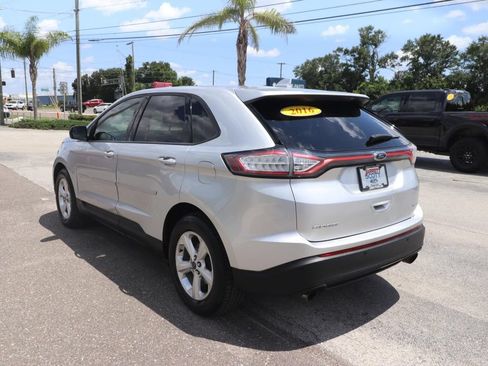 Used 2016 Ford Edge SE FWD image 5