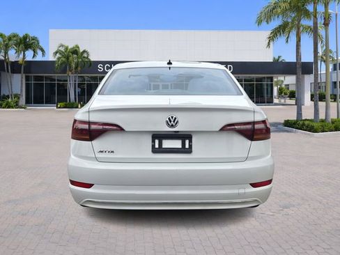 Used 2019 Volkswagen Jetta S image 6