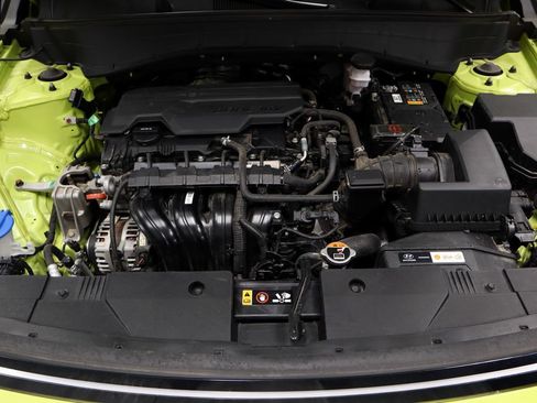 Used 2024 Hyundai Kona SEL FWD image 16