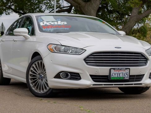 Used 2013 Ford Fusion Titanium w/ Titanium Driver Assist Pkg image 2