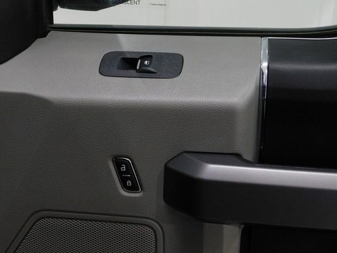 Used 2018 Ford F150 XLT w/ Heavy-Duty Payload Package image 79