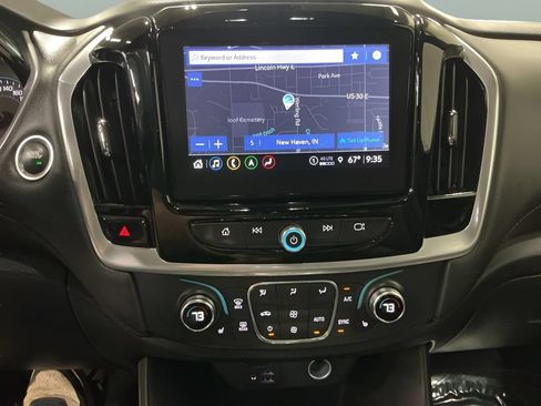 Used 2022 Chevrolet Traverse RS w/ LPO, "Hit The Road" Package AWD/4WD image 15