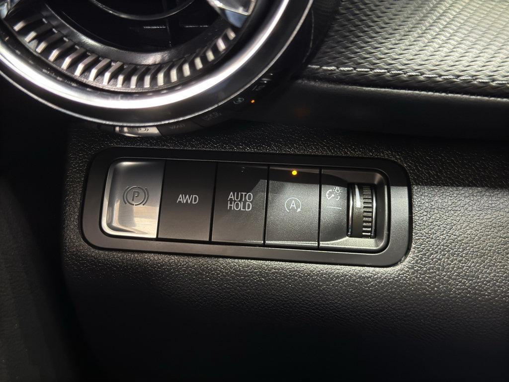 Used 2026 Chevrolet Equinox LT AWD/4WD image 30