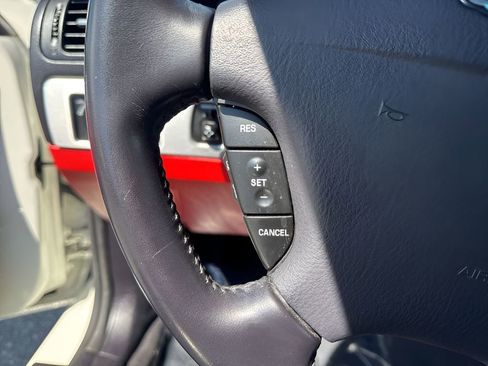 Used 2003 Ford Thunderbird Deluxe image 12