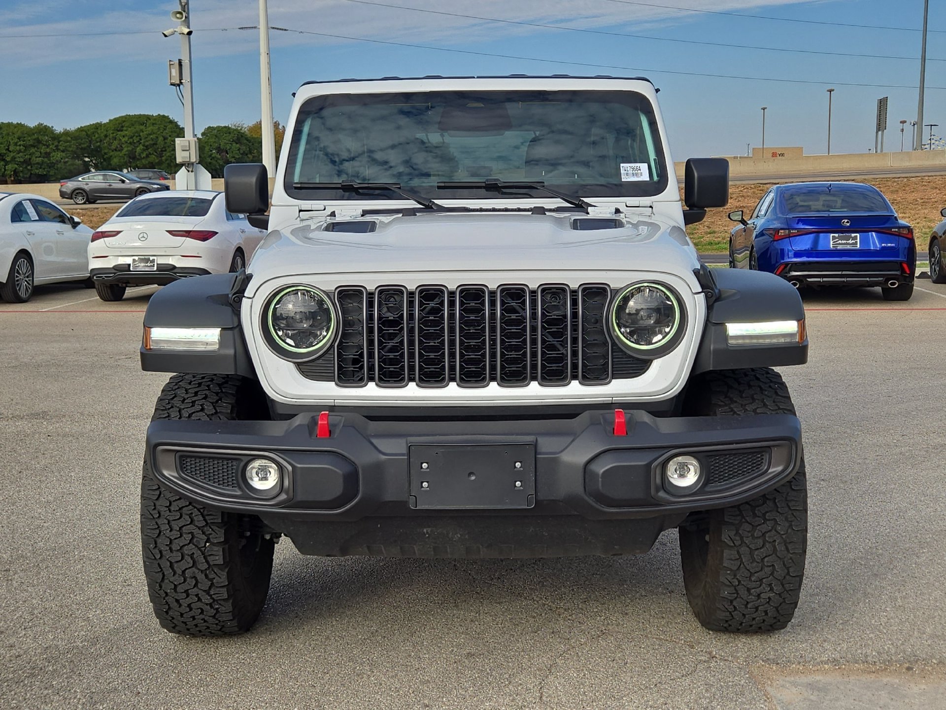 Used 2026 Jeep Wrangler Unlimited Rubicon AWD/4WD image 10