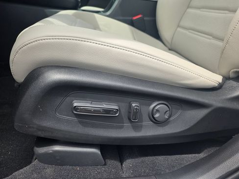 Certified 2026 Honda CR-V EX-L image 10