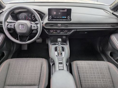 Used 2025 Honda HR-V Sport image 15