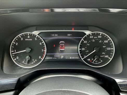 Used 2024 Nissan Pathfinder SL w/ SL Premium Package FWD image 15