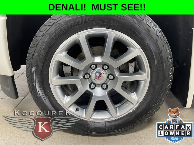 Used 2015 GMC Sierra 1500 Denali w/ Driver Alert Package AWD/4WD image 7