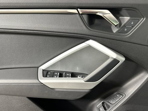 Used 2022 Audi Q3 2.0T Premium image 10
