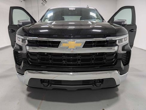 Certified 2022 Chevrolet Silverado 1500 LT AWD/4WD image 15
