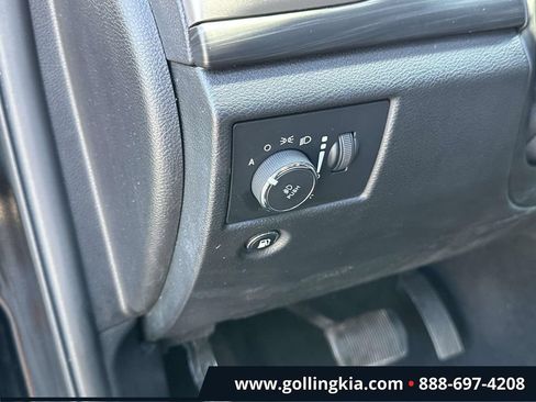 Used 2019 Jeep Grand Cherokee Altitude AWD/4WD image 19