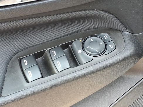 Used 2024 Chevrolet Equinox RS w/ LPO, Floor Liner Package AWD/4WD image 16
