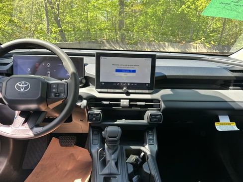 New 2026 Toyota RAV4 LE AWD/4WD image 18
