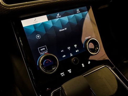 Used 2022 Land Rover Range Rover Velar S image 27