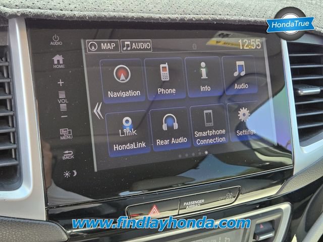 Certified 2017 Honda Pilot Touring image 32